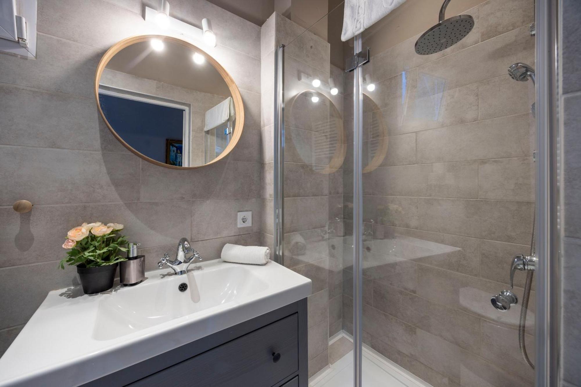 Charming Central Dream Home & Retreat By Prestige Homes Budapest Eksteriør billede